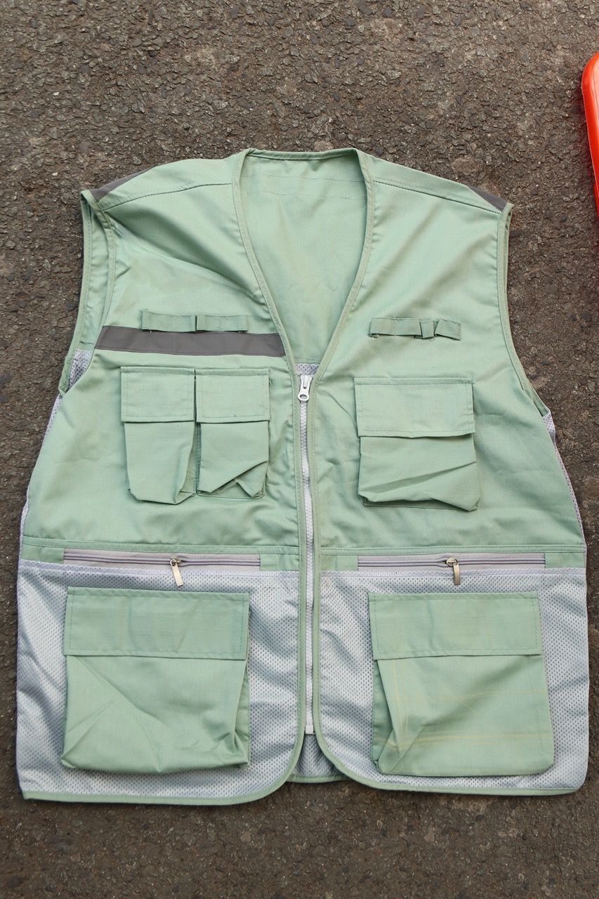Hi-vis gile safety vest with Peace color