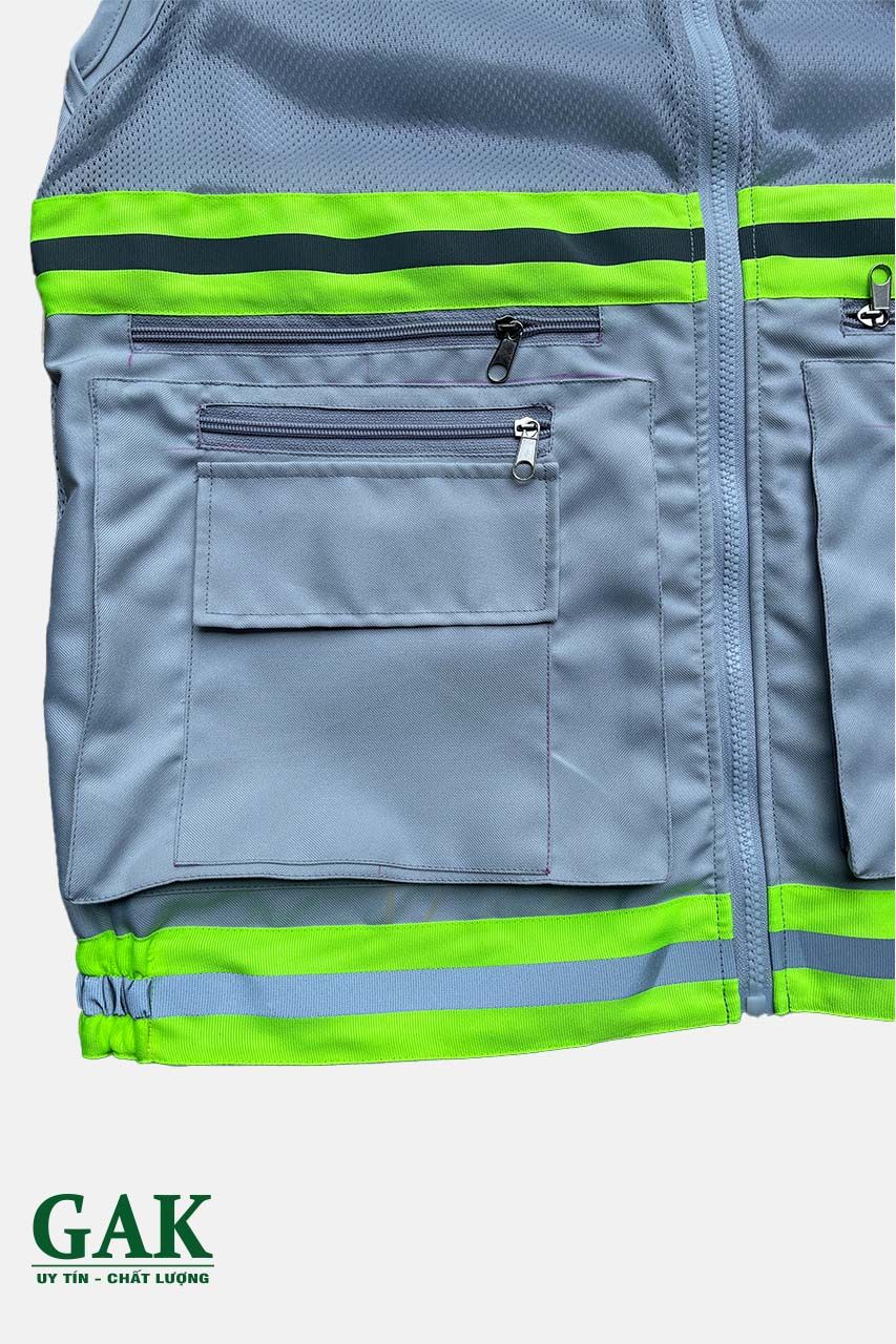 Premium Technical Safety Vest with 6 Pockets