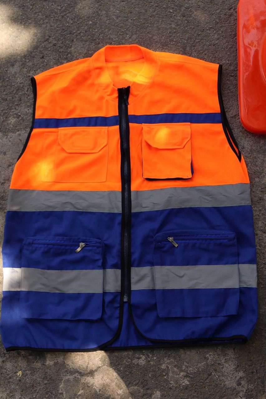 Technical Engineer Safety Vest Model