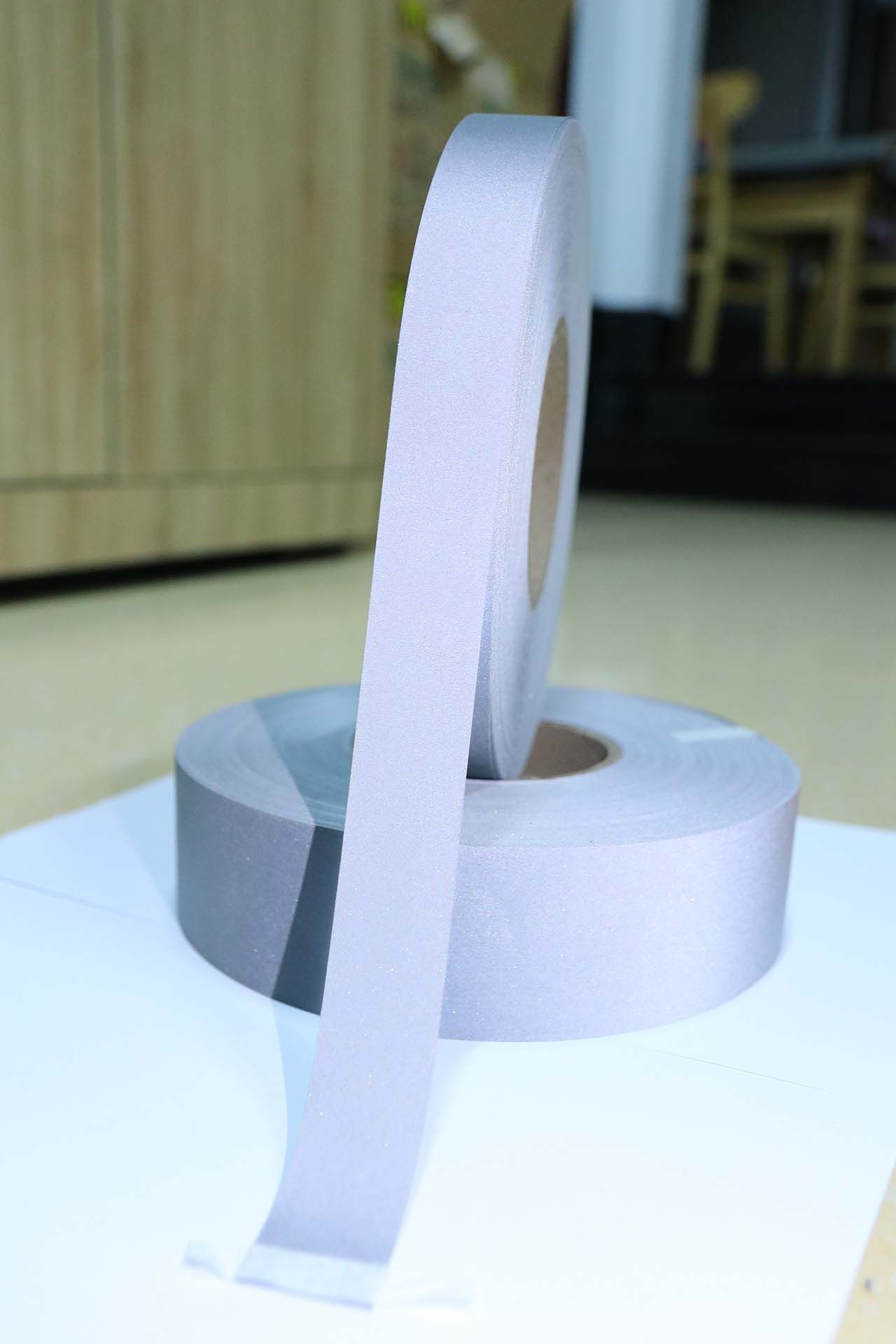 Phản quang Poly TC sáng 2,5cm x 100m